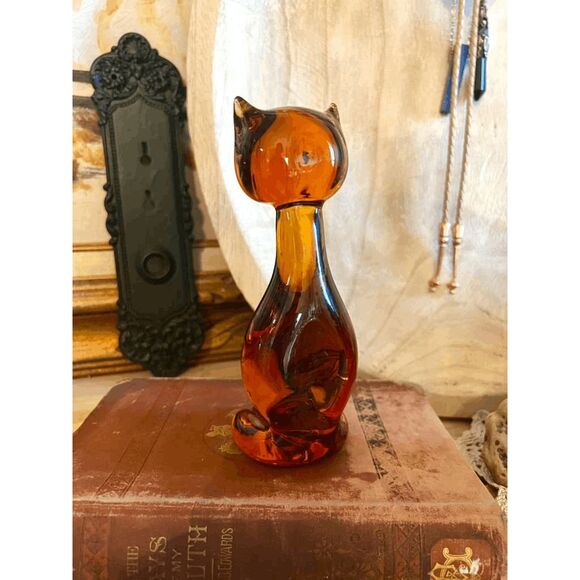 Vintage Viking Glass Amber Cat Figurine – MCM Paperweight – 1970s - Picture 3 of 5